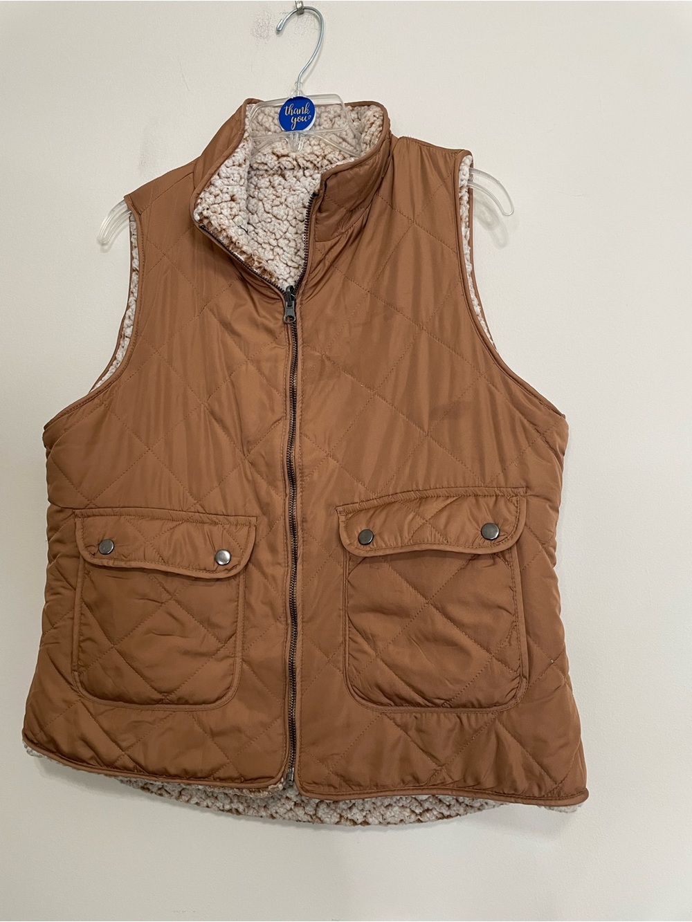 Francesca's Collections Quilted Sherpa Vest in Camel Brown size Large
